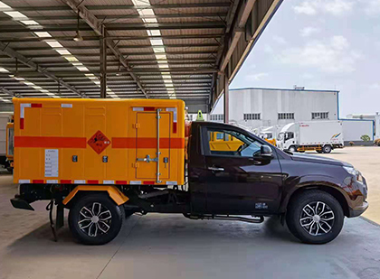 德阳爆破器材运输车